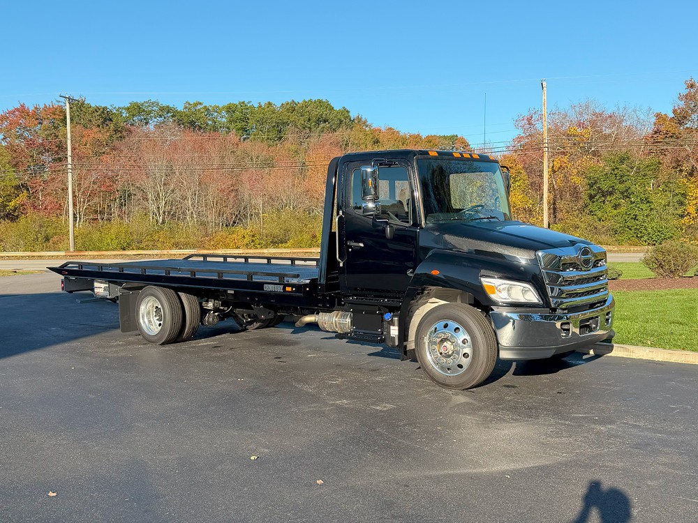 2025 Hino L6 (Key# 1947) 1